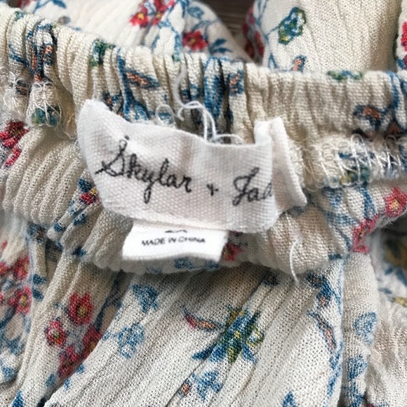 Skylar & Jade Woman’s Relax Fit Hippie Style Floral Blouse Flare Top Size 2X - Picture 2 of 4